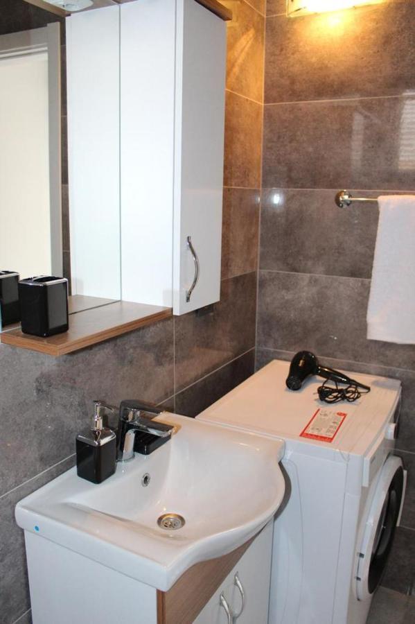 Riva Marina Apartment Kuşadası Ngoại thất bức ảnh